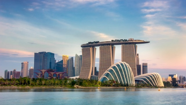 Charles Schwab targets Asian investors with Singapore office