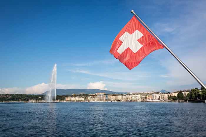 Fund consultancy group gets Swiss licence