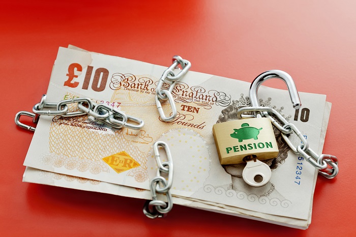 Frozen pensions for expats ‘diminish quality of life’