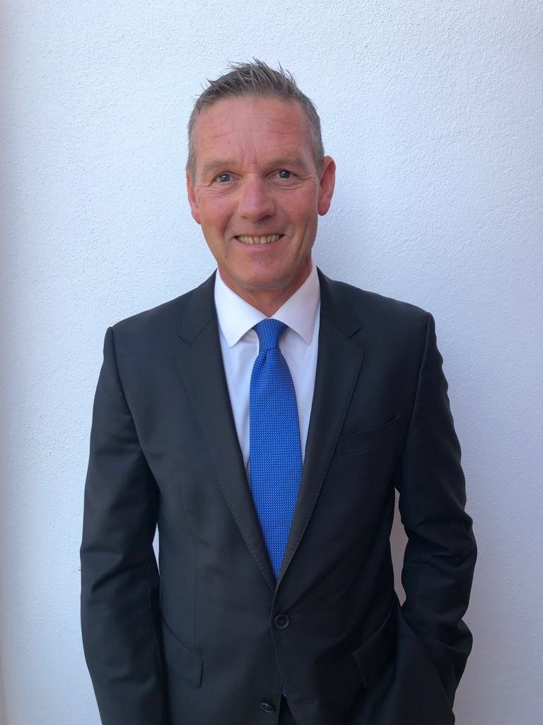 Andrew Oliver (deVere) | PA Adviser