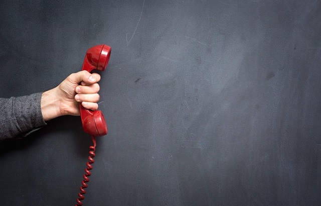 Aussie regulator bans cold calls for life products