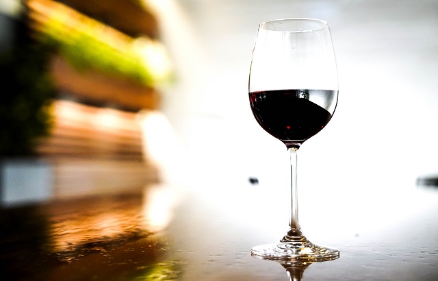 Scammers target wine investment scheme victims