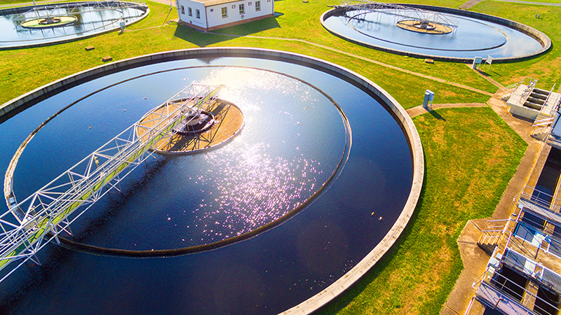 Infrastructure: Global investors, investing locally 
